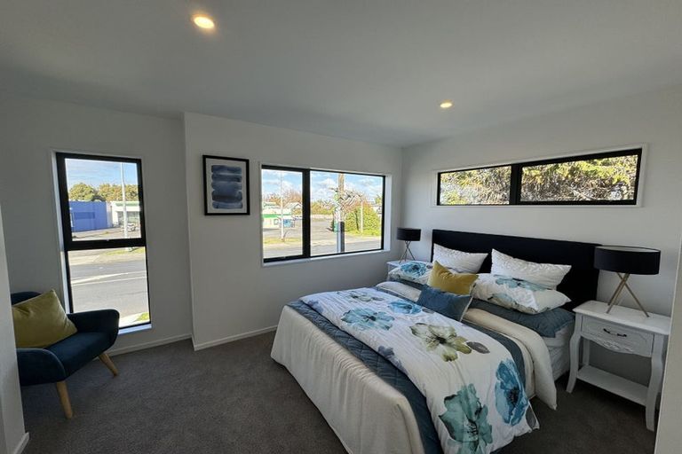 Photo of property in 47b Northcote Road, Hillcrest, Auckland, 0627