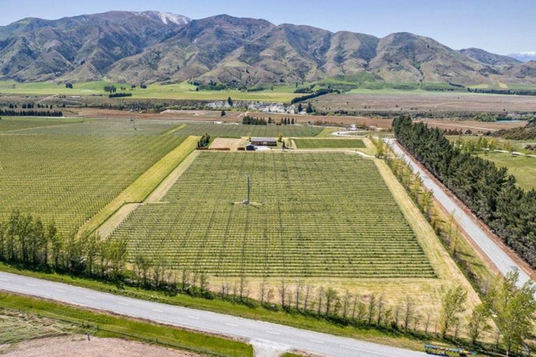 Photo of property in 90 Willowbank Road, Queensberry, Cromwell, 9383