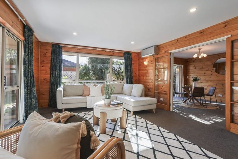 Photo of property in 9 Thoresby Mews, Avonhead, Christchurch, 8042