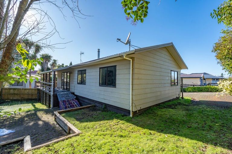 Photo of property in 8a Carey Street, Maeroa, Hamilton, 3200
