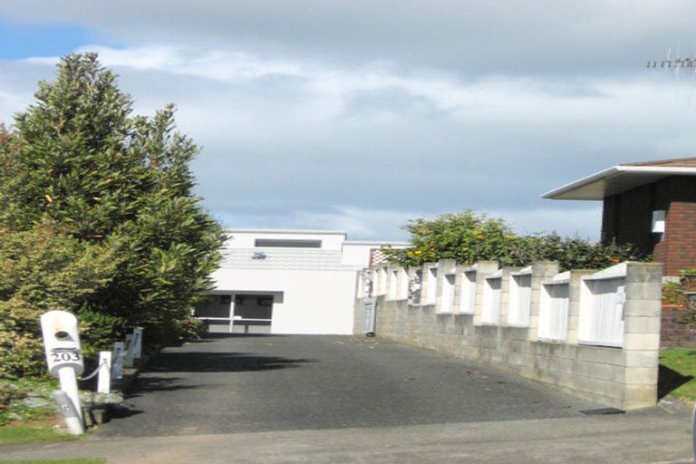 Photo of property in 203 Fairway Drive, Te Kamo, Whangarei, 0112