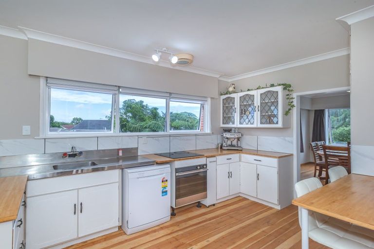 Photo of property in 185 Bartholomew Road, Levin, 5510