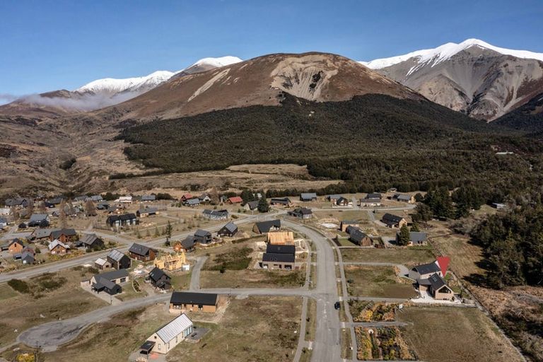 Photo of property in 34a Luge Loop, Castle Hill, 7580