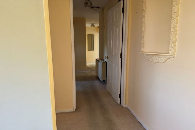 Photo of property in 38 Beauford Place, Parklands, Christchurch, 8083
