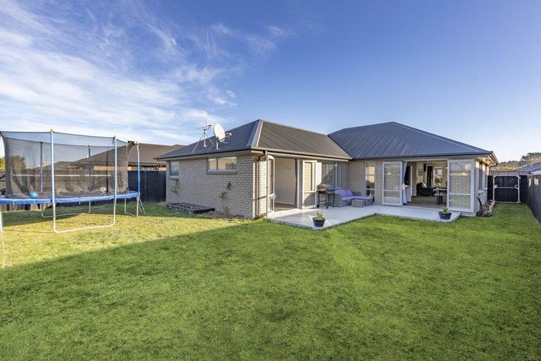 Photo of property in 36 Aroha Street, Pegasus, 7612