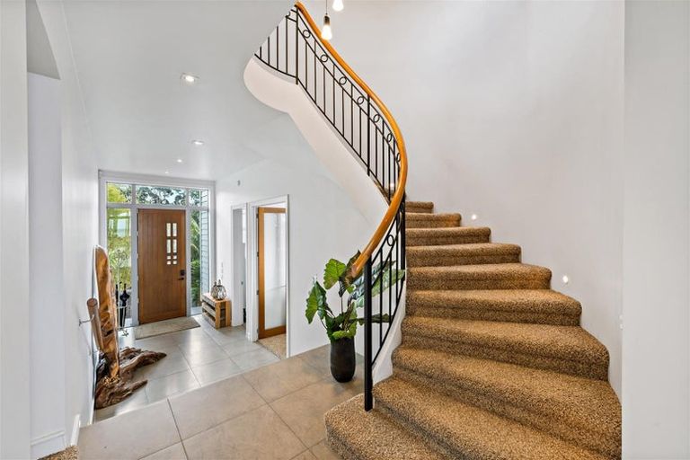 Photo of property in 43 Clifton Road, Hauraki, Auckland, 0622