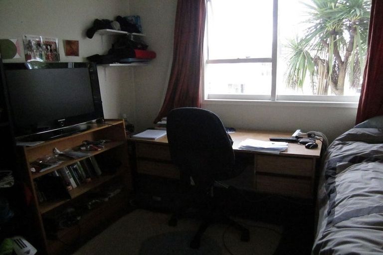 Photo of property in 2/25 Brockworth Place, Riccarton, Christchurch, 8011