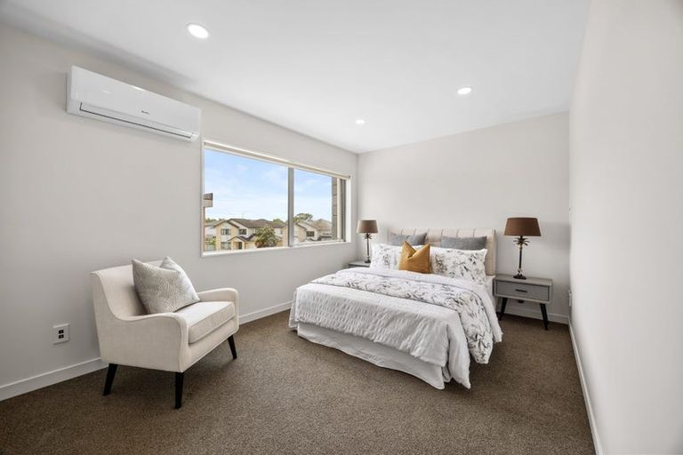 Photo of property in 4 Meritage Lane, Te Atatu South, Auckland, 0610
