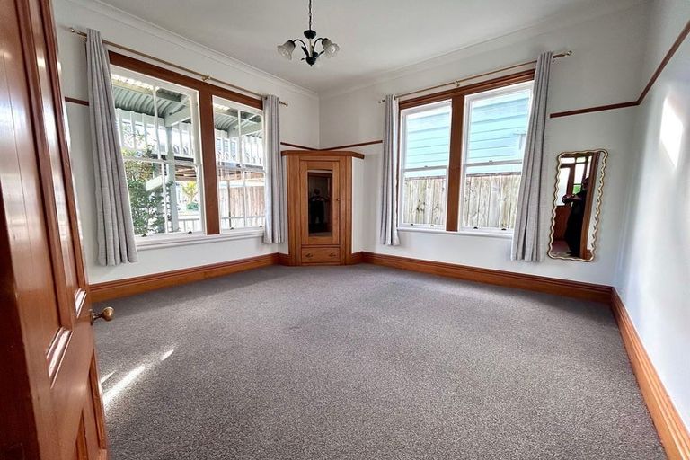 Photo of property in 136 Richmond Street, Petone, Lower Hutt, 5012
