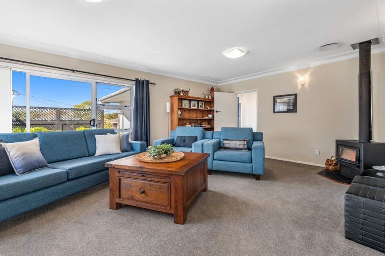 Photo of property in 60 Angelo Avenue, Howick, Auckland, 2014