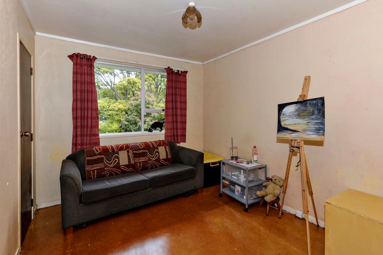 Photo of property in 34 Onedin Place, Titirangi, Auckland, 0604