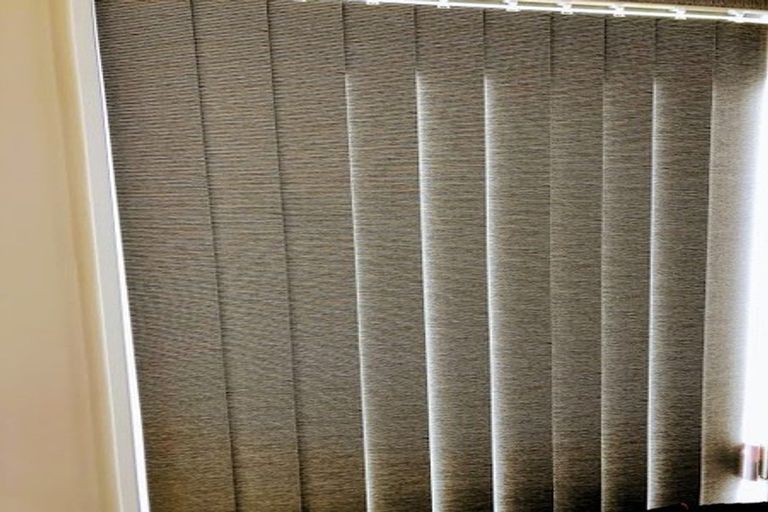 Photo of property in 1 Sapwood Crescent, Takanini, 2110