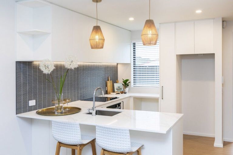 Photo of property in 35 Seymour Street, Hornby, Christchurch, 8042