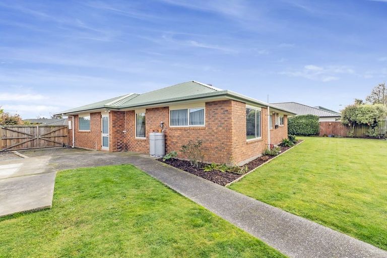 Photo of property in 6 Oldham Place, Darfield, 7510