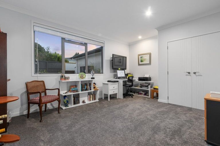 Photo of property in 9 Damien Place, Ohauiti, Tauranga, 3112