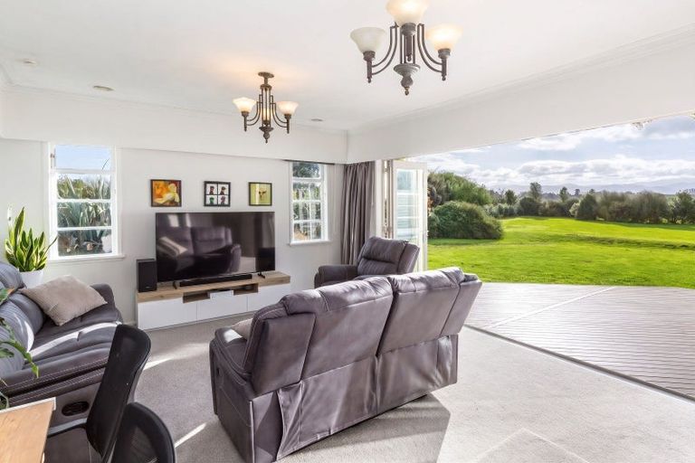 Photo of property in 162 Para Road, Waihakeke, Carterton, 5792