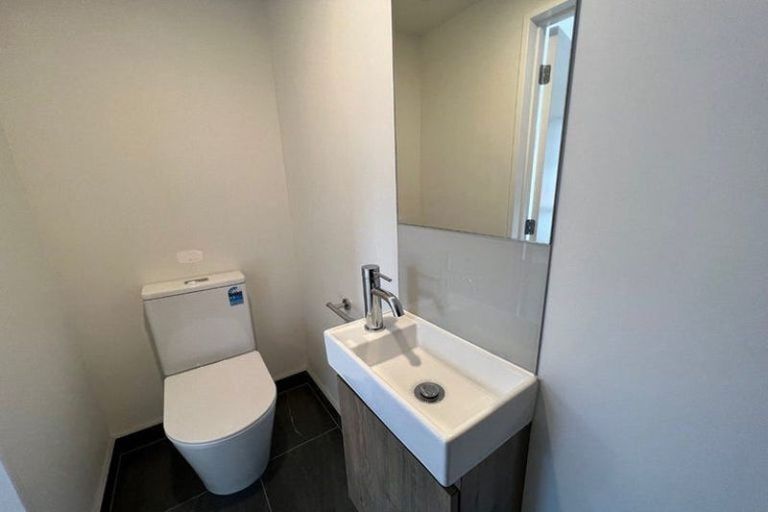 Photo of property in 84 Selo Street, Glen Eden, Auckland, 0602