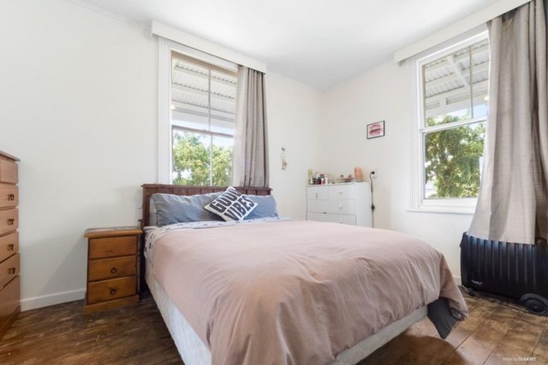 Photo of property in 115 Princes Street, Pukekohe, 2120