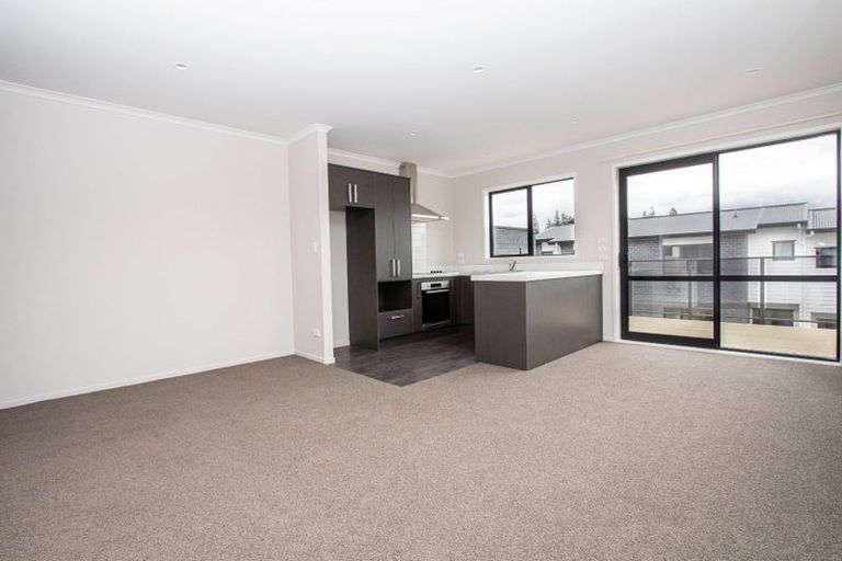 Photo of property in 10u9 Charlemont Street, Whitiora, Hamilton, 3200