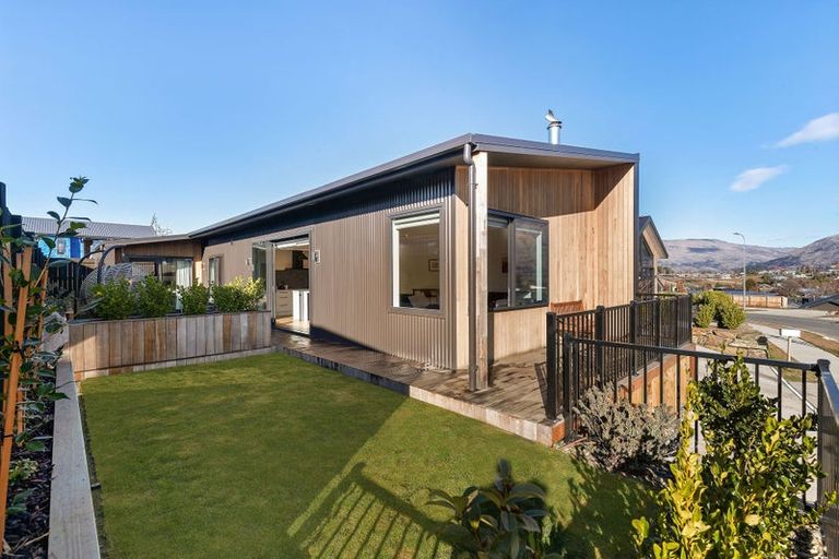 Photo of property in 45 Clearview Street, Wanaka, 9305
