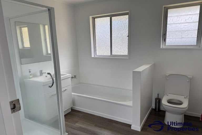 Photo of property in 11 Brookbank Place, Glenview, Hamilton, 3206