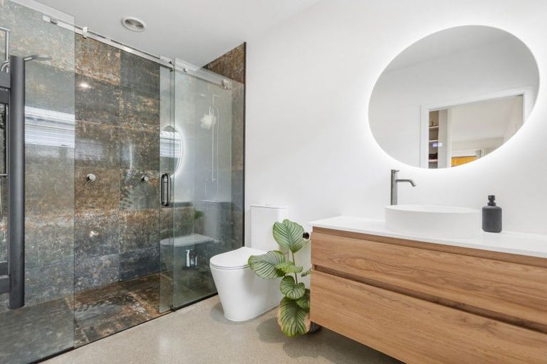 Photo of property in 38 Longview Drive, Lake Hawea, 9382