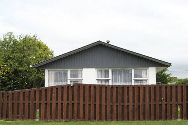 Photo of property in 1 Epworth Street, Kaiapoi, 7630
