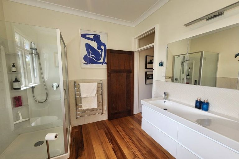 Photo of property in 12 Cook Street, Karori, Wellington, 6012