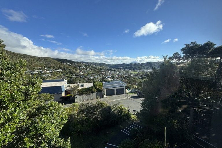 Photo of property in 9 Versailles Street, Karori, Wellington, 6012