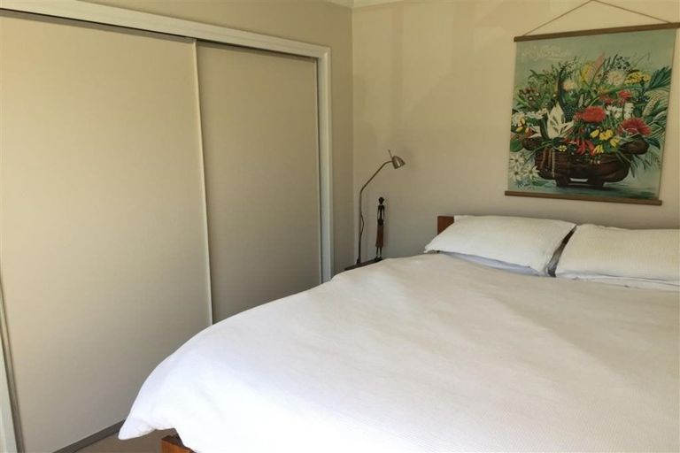 Photo of property in 62 Ngaio Road, Waikanae, 5036