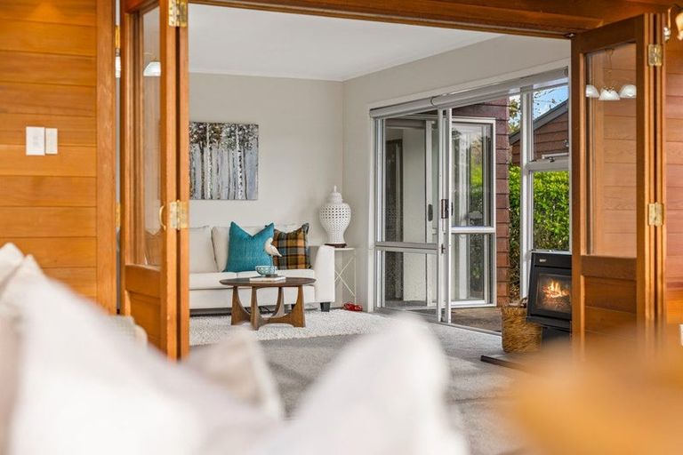 Photo of property in 25 Hawkes Access Road, Waitoki, Silverdale, 0994