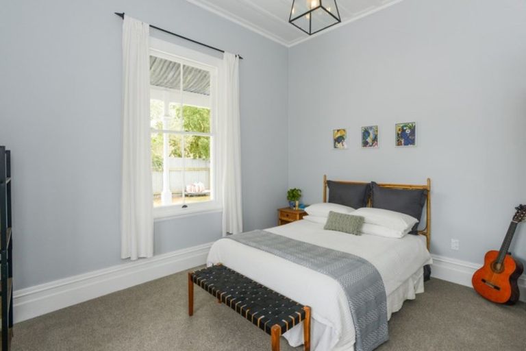 Photo of property in 49 Kenilworth Street, Waipawa, 4210