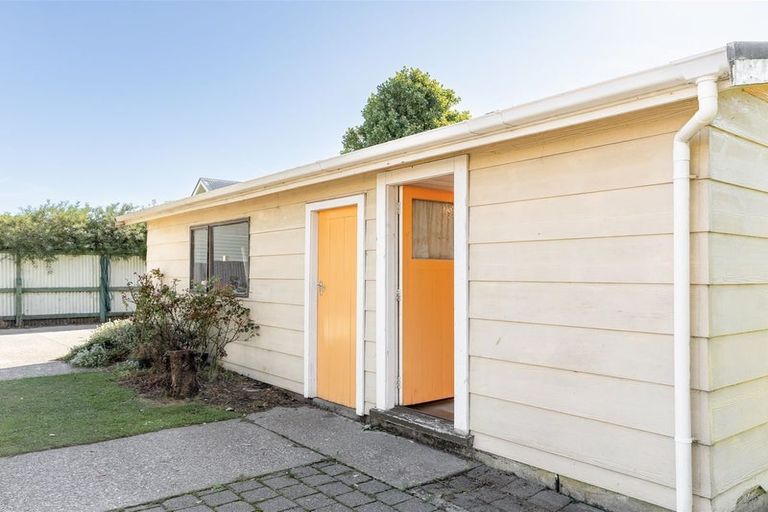 Photo of property in 67 Russell Street, Westport, 7825