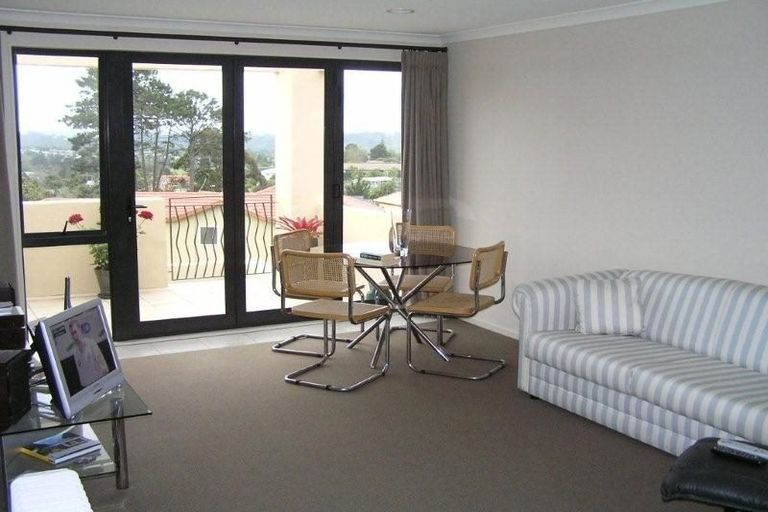 Photo of property in 15/8 Monte Cassino Place, Birkdale, Auckland, 0626