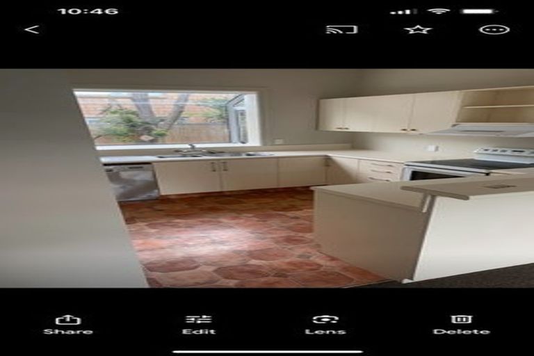 Photo of property in 37 Lyndon Street, Riccarton, Christchurch, 8041