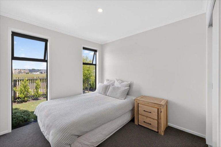Photo of property in 46 Hammick Crescent, Pyes Pa, Tauranga, 3112