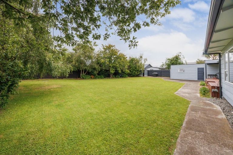 Photo of property in 27 Ferndale Place, Feilding, 4702