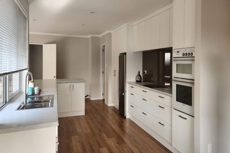 Photo of property in 33 Melford Close, Rangiora, 7400