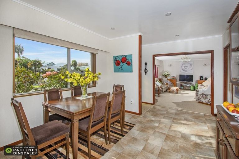 Photo of property in 18 Tait Street, Te Kamo, Whangarei, 0112