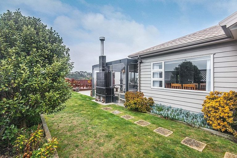 Photo of property in 11 Gennaker Lane, Whitby, Porirua, 5024