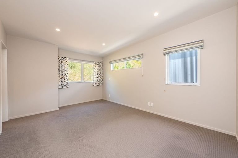 Photo of property in 36h Erlestoke Crescent, Churton Park, Wellington, 6037