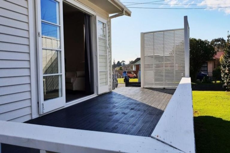 Photo of property in 20 Lyncroft Street, Mangere East, Auckland, 2024
