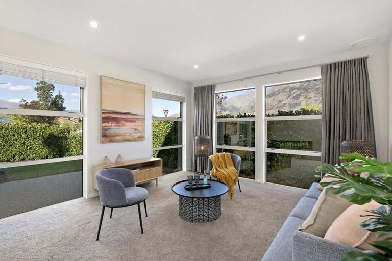 Photo of property in 1 Oxfordshire Avenue, Lower Shotover, Queenstown, 9304