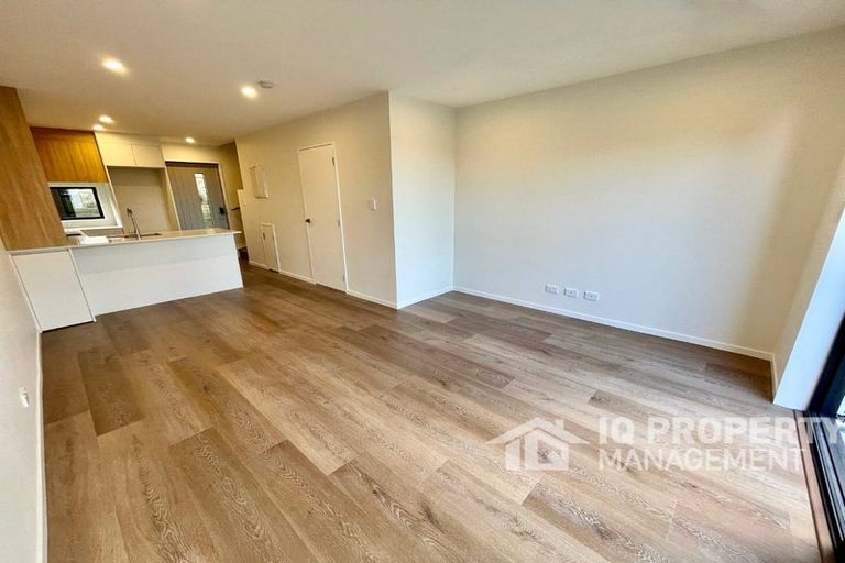 Photo of property in 37 Selo Street, Glen Eden, Auckland, 0602