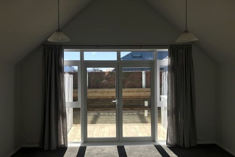Photo of property in Pirie Street Townhouses, 22/35u Pirie Street, Mount Victoria, Wellington, 6011