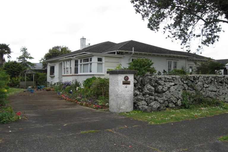 Photo of property in 6 Boyd Avenue, Mangere Bridge, Auckland, 2022