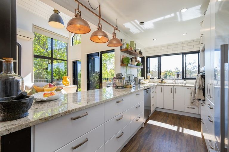 Photo of property in 1214 Victoria Street, Whitiora, Hamilton, 3200