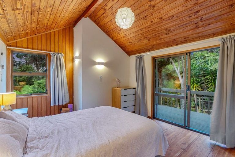 Photo of property in 8 Selwyn Avenue, Glen Eden, Auckland, 0602