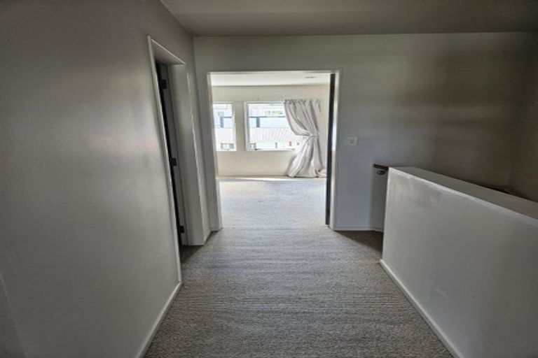 Photo of property in 152 Tasman Street, Mount Cook, Wellington, 6021