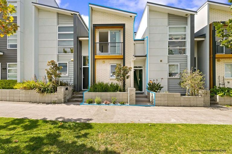 Photo of property in 16 Squadron Drive, Hobsonville, Auckland, 0616